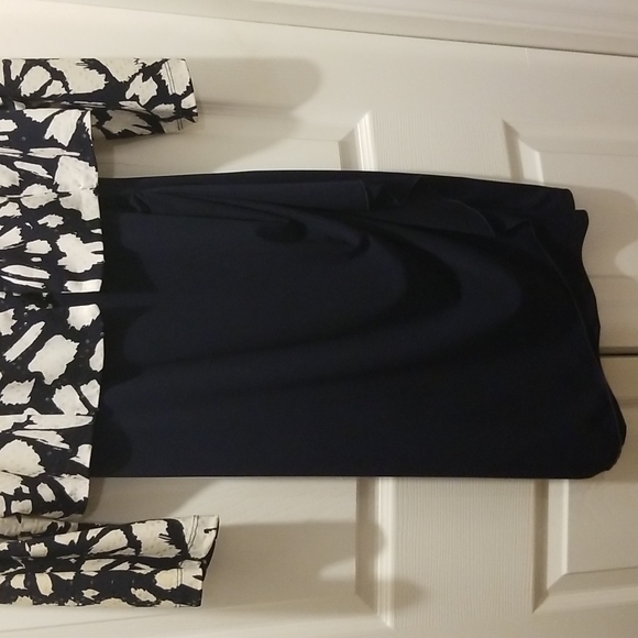 Dress - Picture 4 of 5